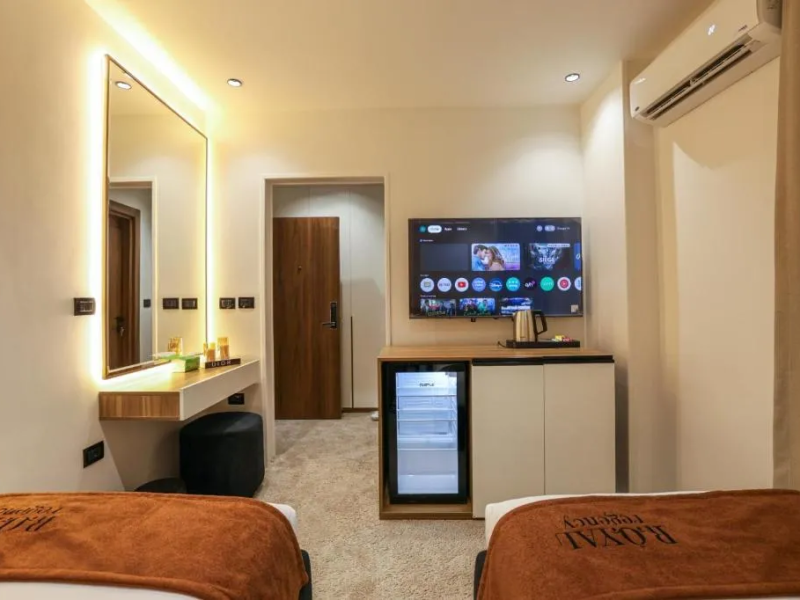 Standard Twin Room